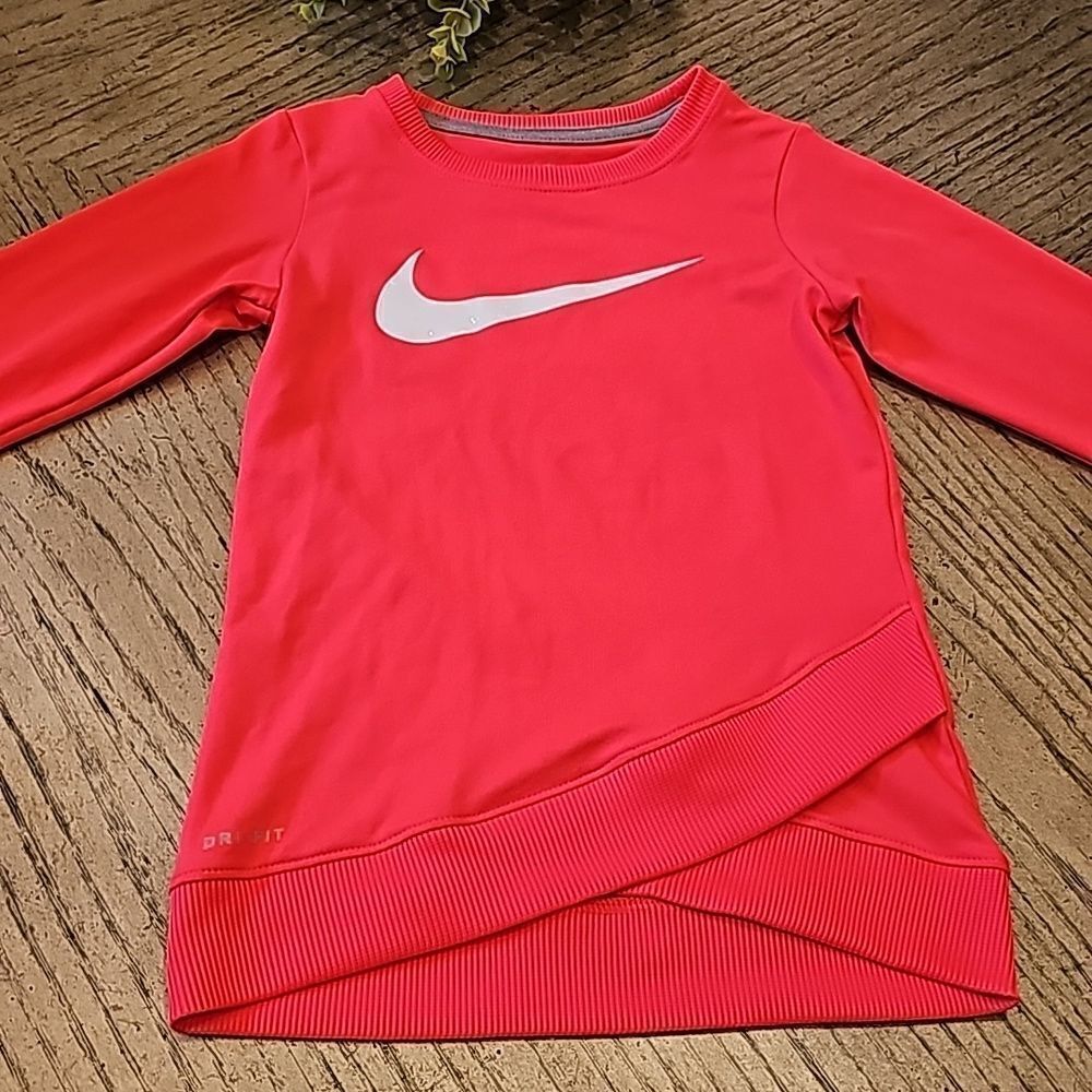 Nike crew neck sweater size 4 XS dri-fit